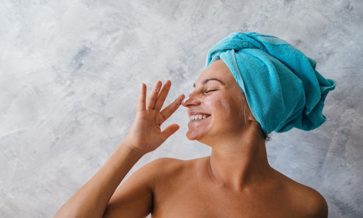 5 Hábitos que secan la piel y la quiebran
